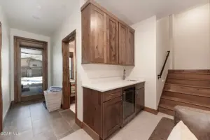 Winter Park CO ski home with a basement wet bar